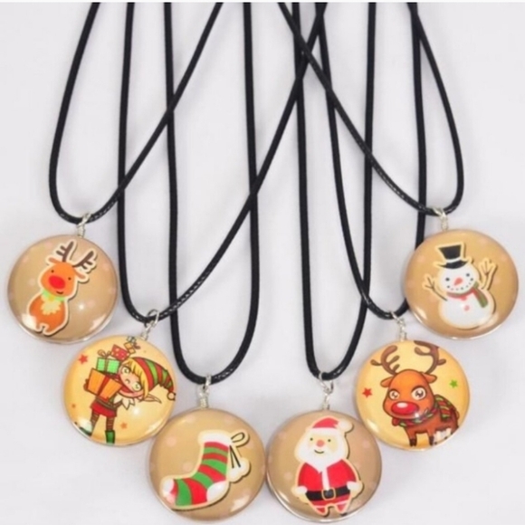 Christmas Holiday Necklace NEW in package Kids Gift Stocking Stuffer Par… - Picture 7 of 8